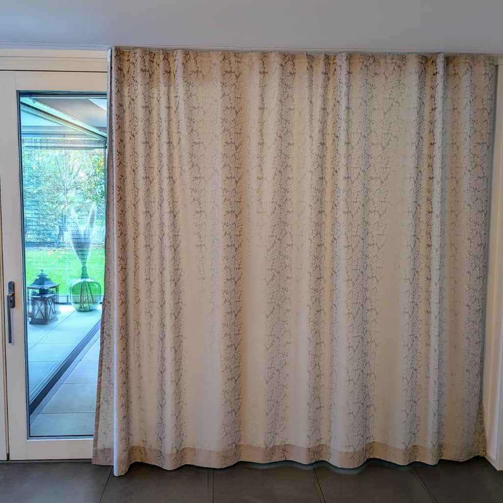 Aria Bild 2